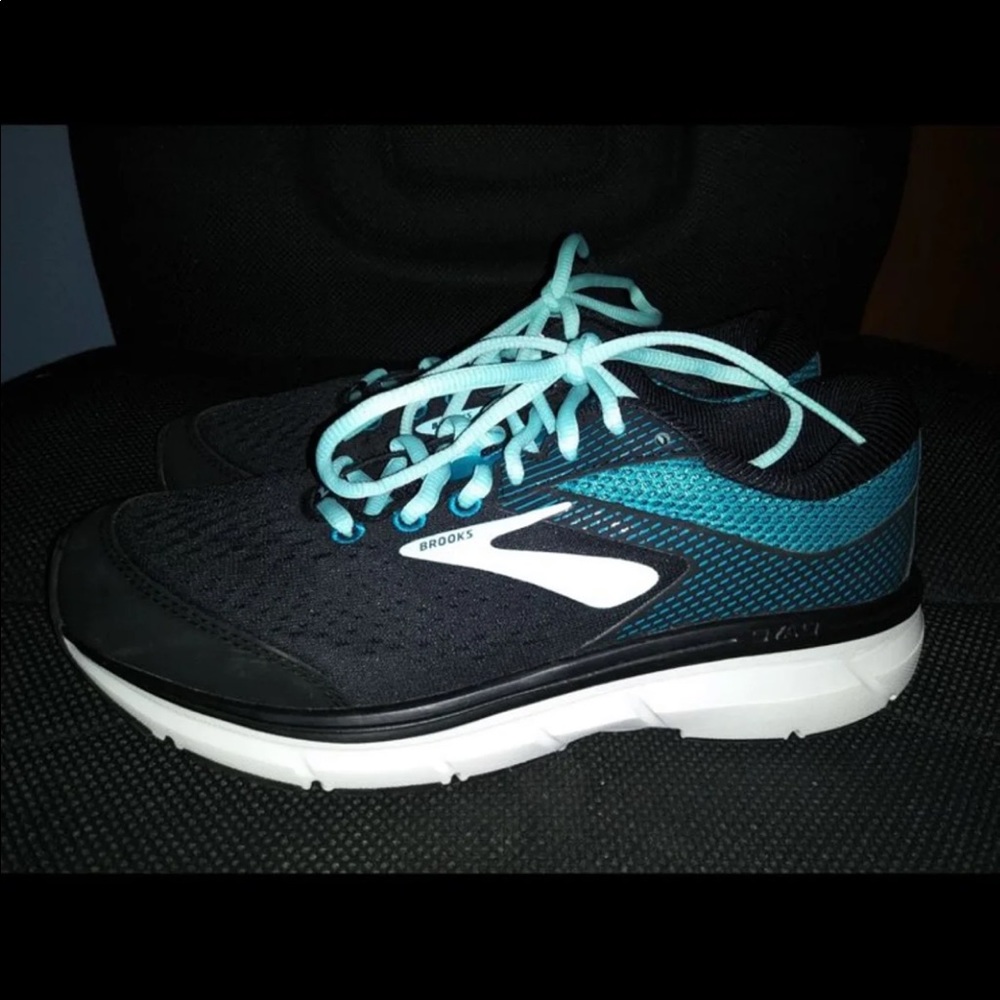 Brooks Dyad 10 Size 8